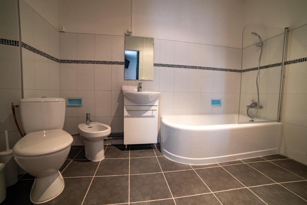 Etape Gimontoise 32 "Chambre Tout Confort" Buitenkant foto