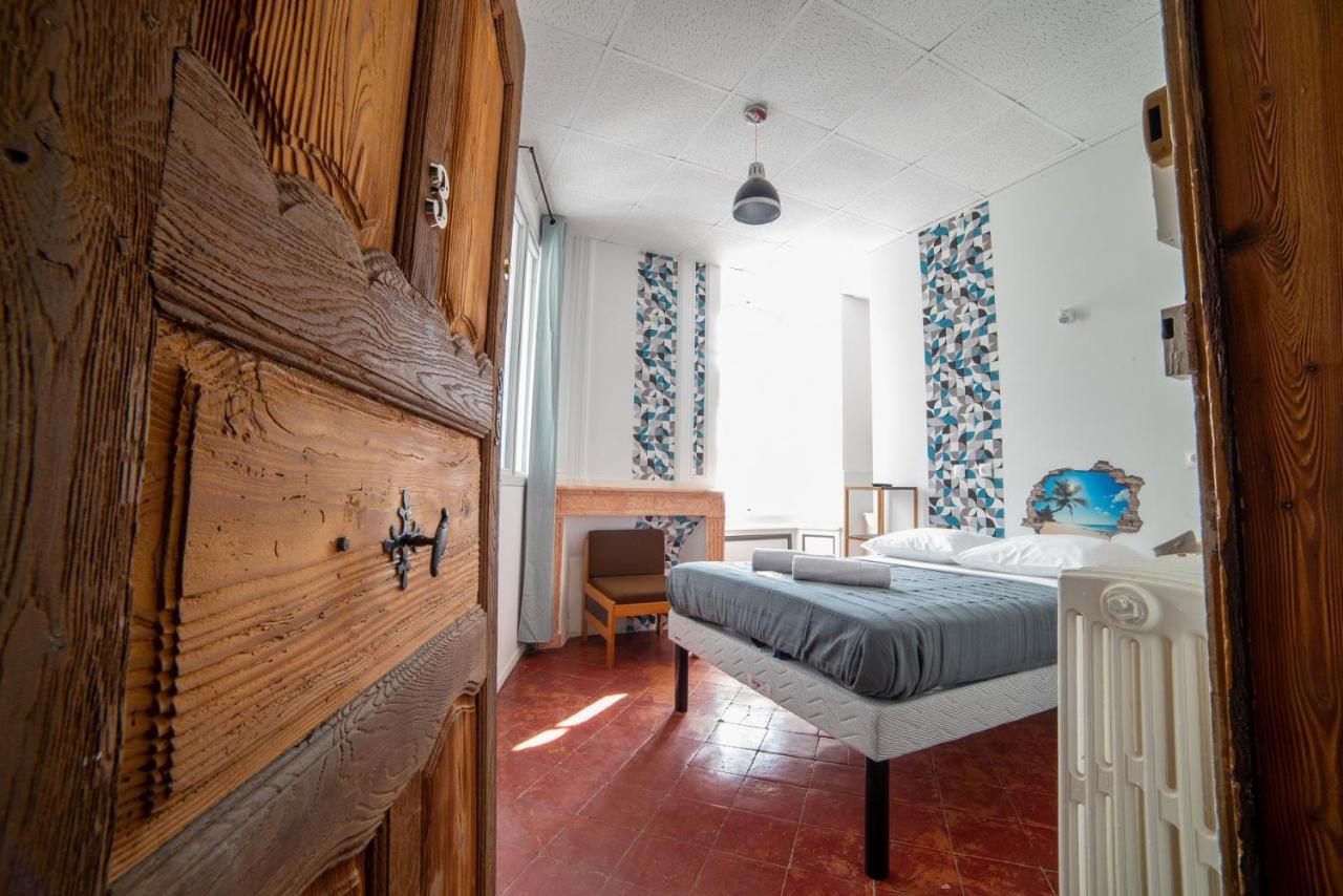 Etape Gimontoise 32 "Chambre Tout Confort" Buitenkant foto