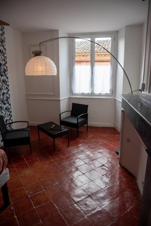 Etape Gimontoise 32 "Chambre Tout Confort" Buitenkant foto