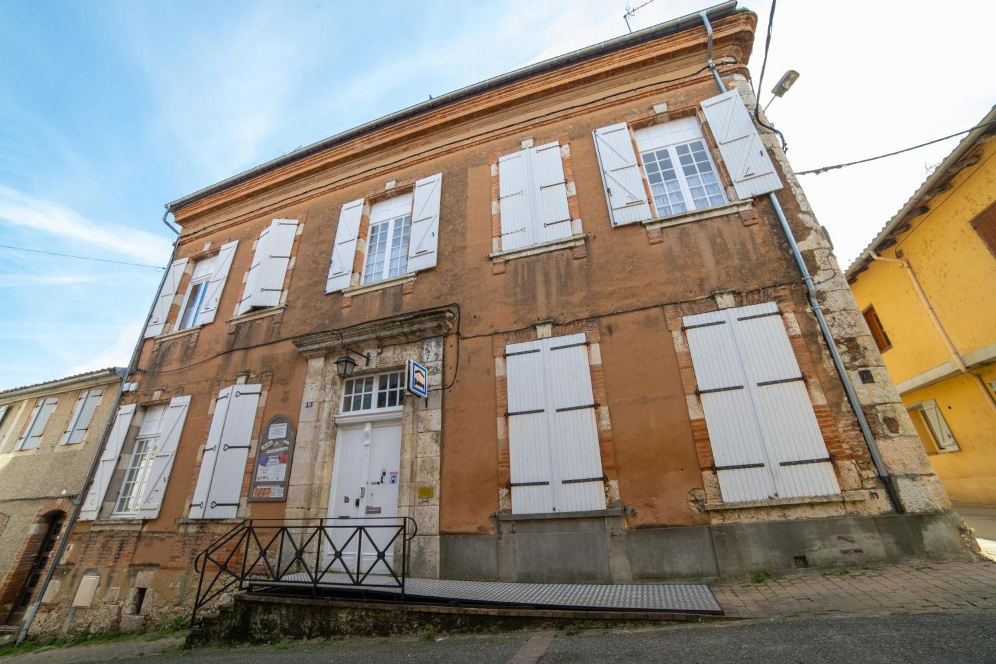 Etape Gimontoise 32 "Chambre Tout Confort" Buitenkant foto